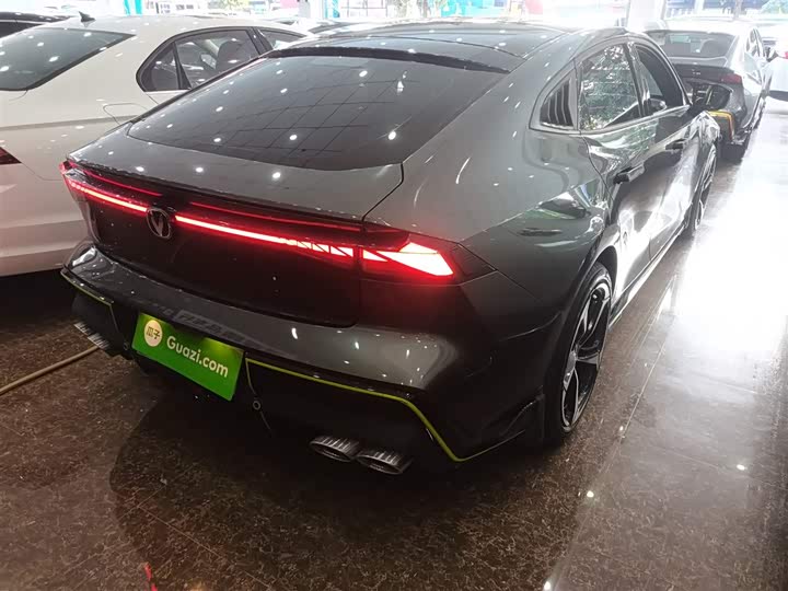 Фото 7 - Changan UNI-V