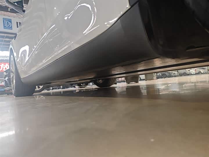 Фото 22 - Tesla Model Y