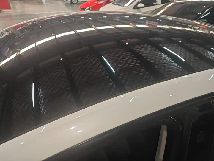 Фото 27 - Tesla Model Y