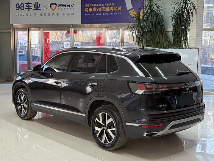 Фото 14 - Volkswagen Tayron