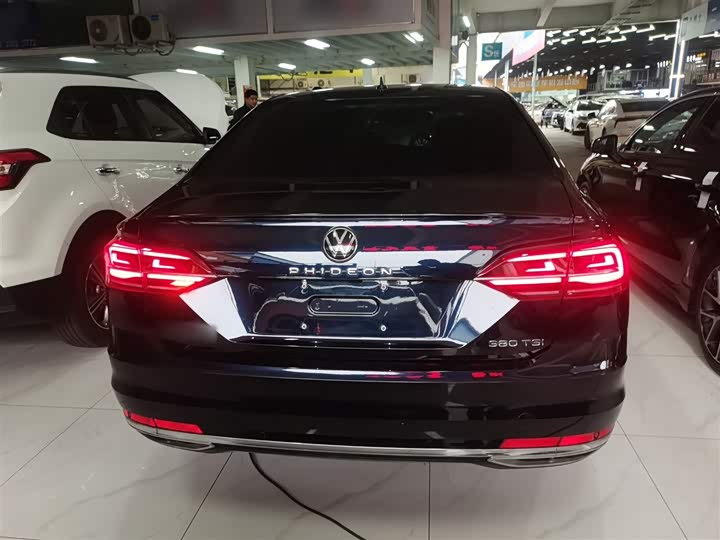 Фото 6 - Volkswagen Phideon