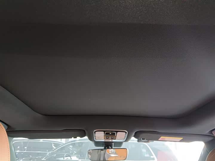 Фото 18 - LiXiang One