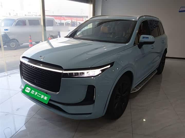 Фото 2 - LiXiang One