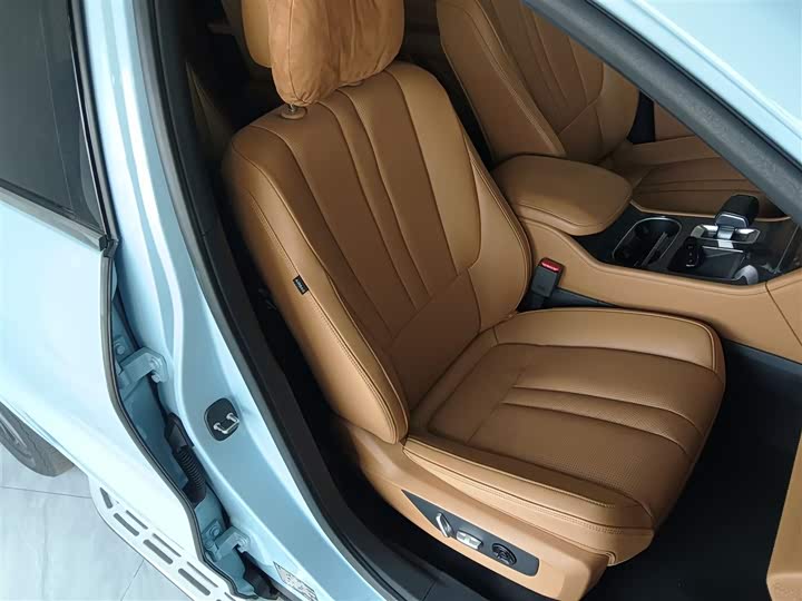 Фото 25 - LiXiang One