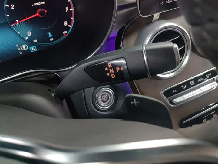 Фото 14 - Mercedes-Benz GLC-Class