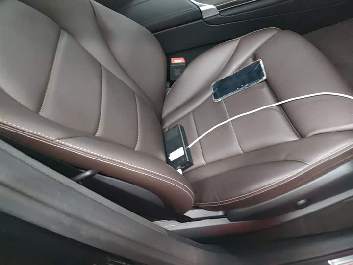 Фото 25 - Mercedes-Benz GLC-Class