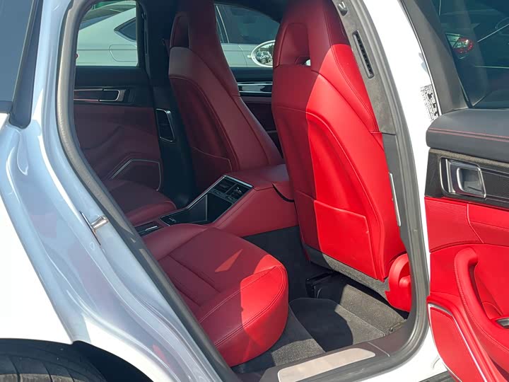 Фото 6 - Porsche Panamera