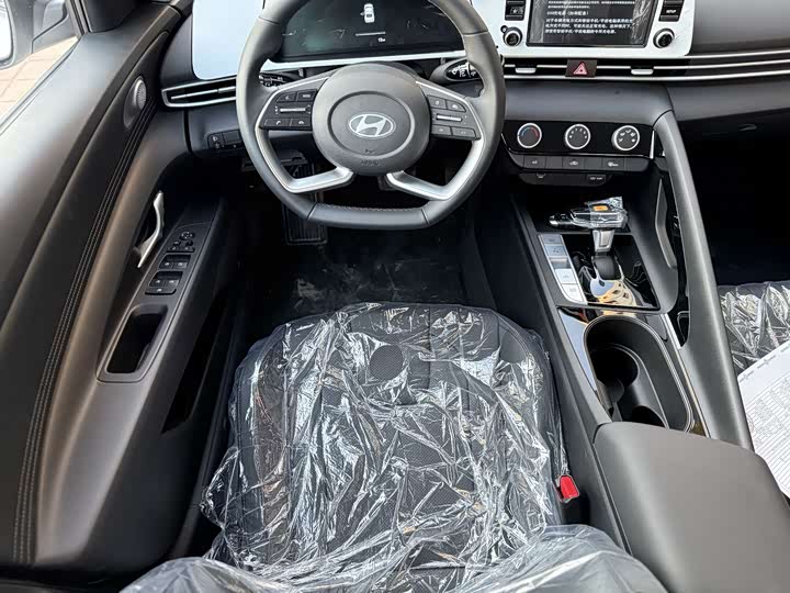 Фото 7 - Hyundai Elantra N line