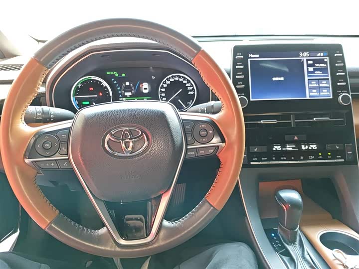 Фото 10 - Toyota Avalon