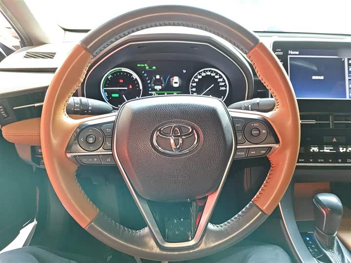 Фото 11 - Toyota Avalon