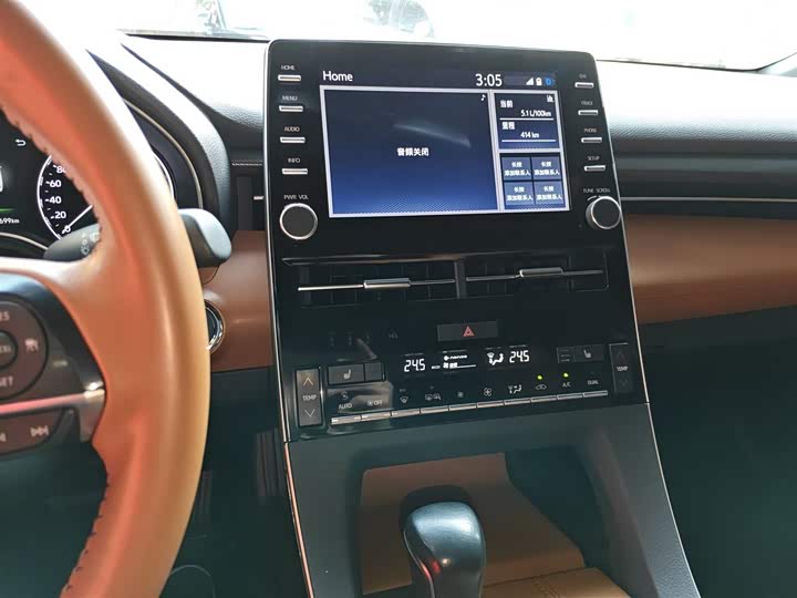 Фото 13 - Toyota Avalon