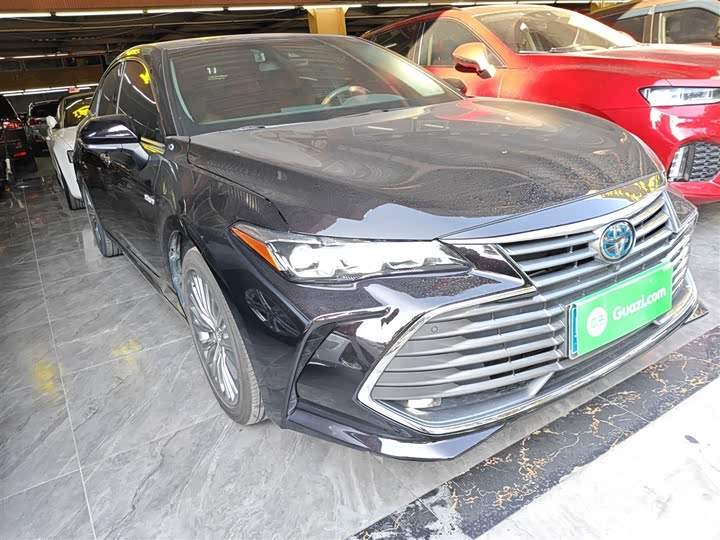 Фото 4 - Toyota Avalon