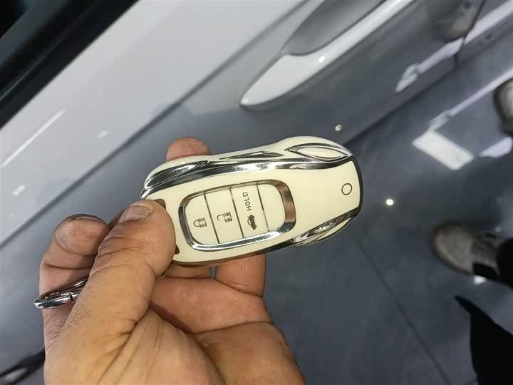 Фото 9 - Honda Accord