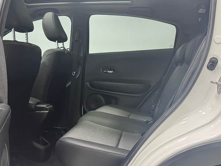 Фото 12 - Honda XR-V