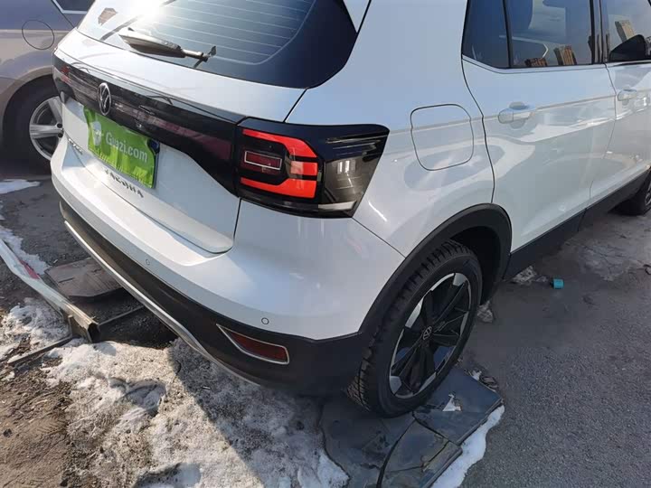 Фото 8 - Volkswagen Tacqua