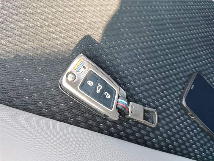 Фото 9 - Volkswagen Tacqua