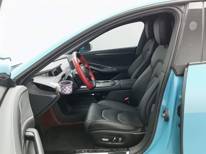 Фото 10 - Xiaomi SU7