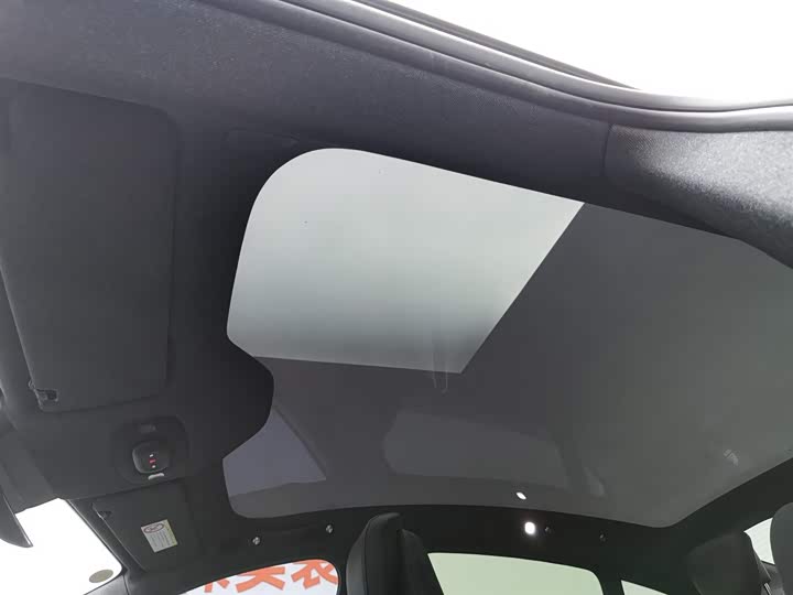 Фото 14 - Xiaomi SU7