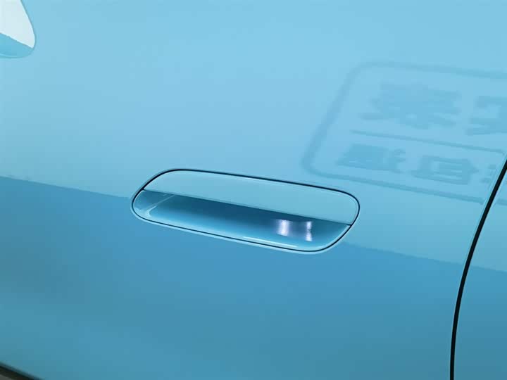 Фото 18 - Xiaomi SU7