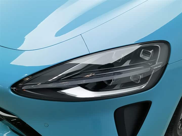 Фото 7 - Xiaomi SU7