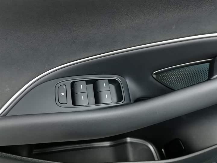 Фото 9 - Xiaomi SU7