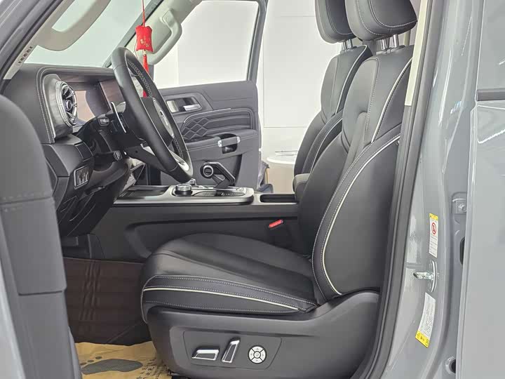 Фото 15 - Tank 300