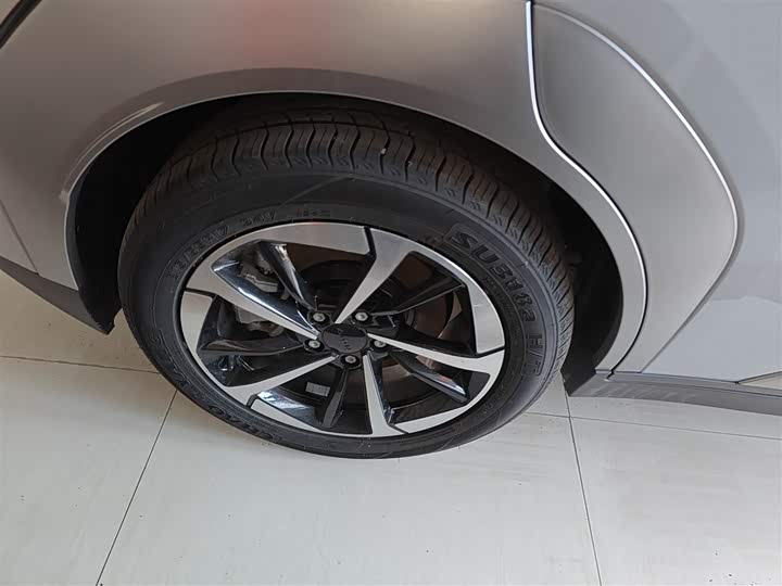 Фото 26 - GAC Aion Y