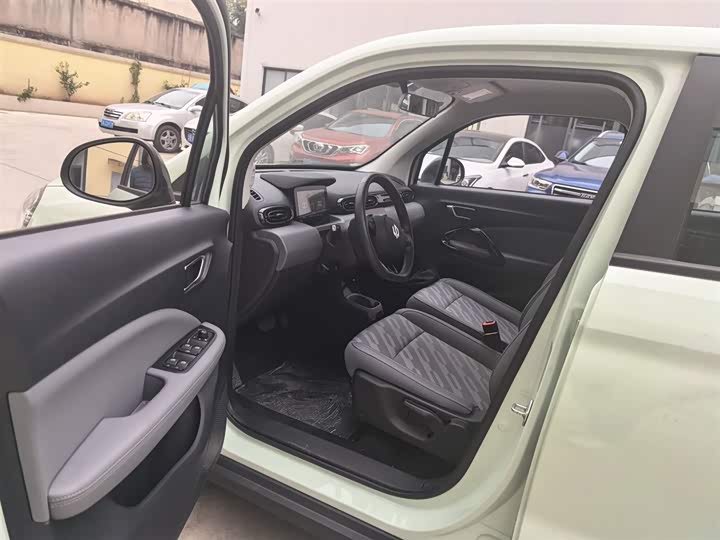 Фото 16 - Leapmotor T03