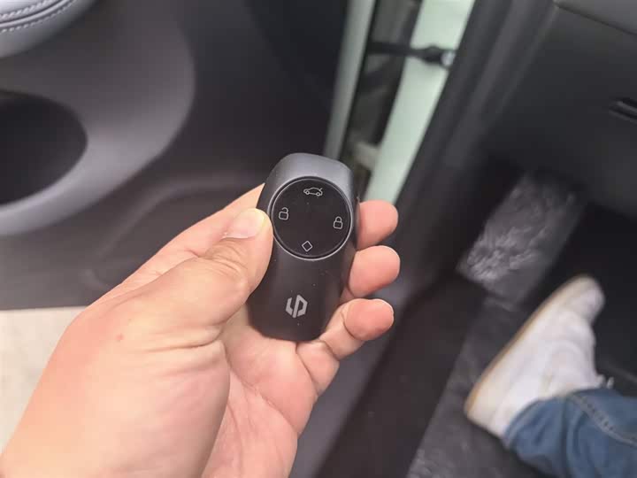 Фото 9 - Leapmotor T03