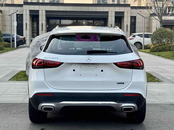 Фото 20 - Mercedes-Benz GLA-Class