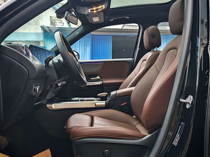 Фото 4 - Mercedes-Benz GLB-Class