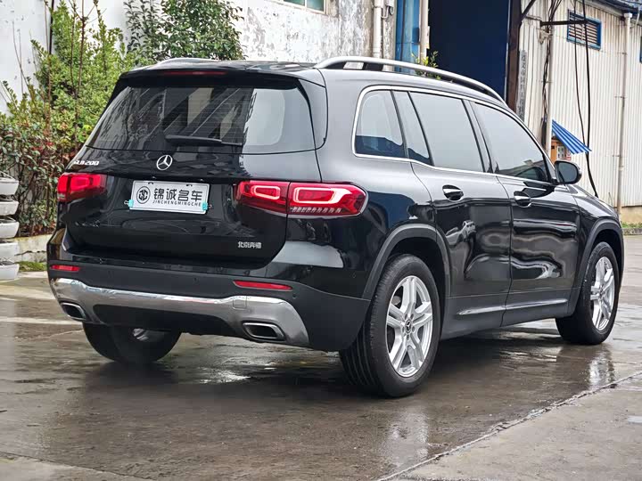 Фото 7 - Mercedes-Benz GLB-Class