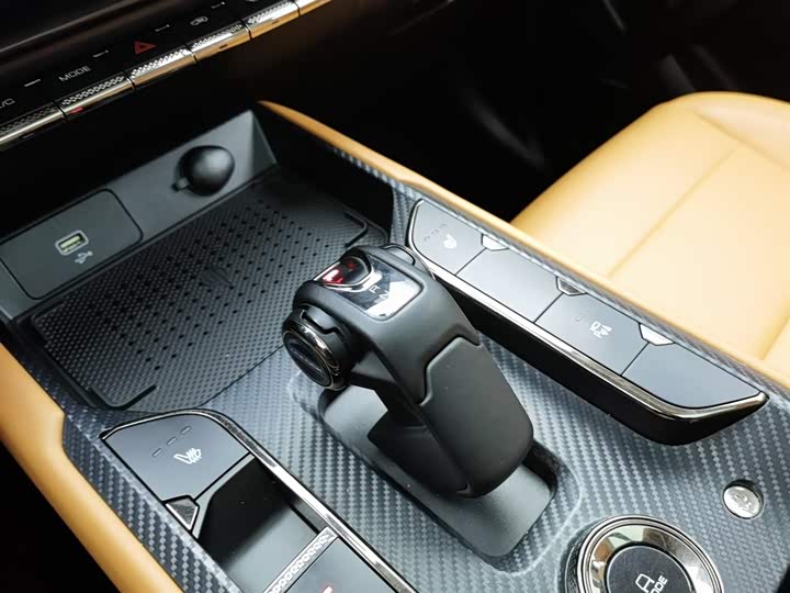 Фото 13 - Haval Raptor Hybrid