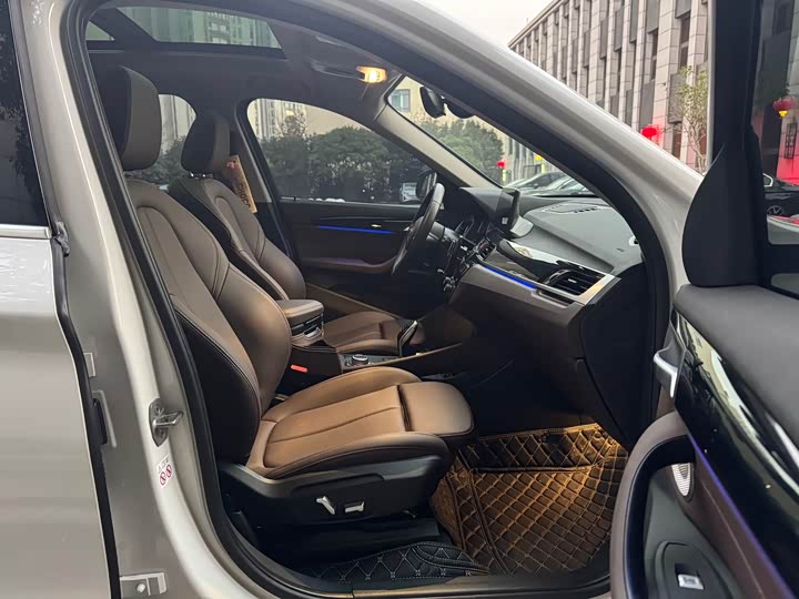 Фото 24 - BMW X1