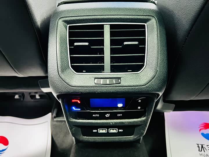 Фото 19 - Volkswagen Tayron