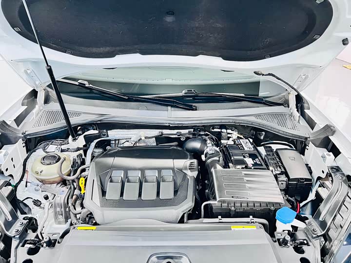 Фото 27 - Volkswagen Tayron