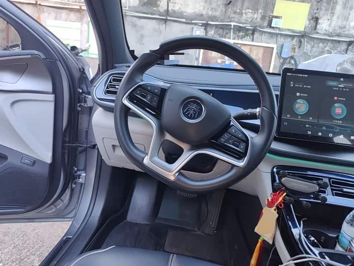 Фото 3 - BYD Qin Plus