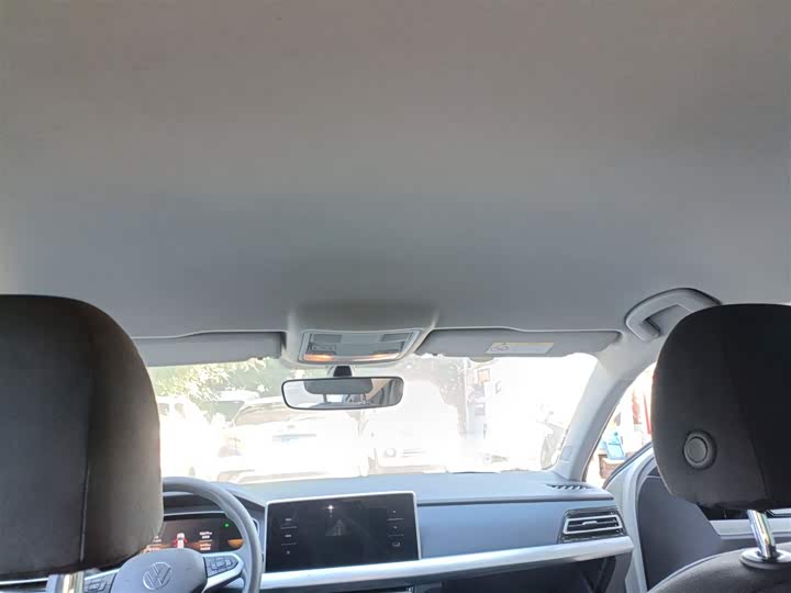 Фото 18 - Volkswagen Lavida