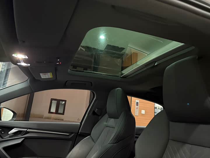 Фото 17 - Audi A3