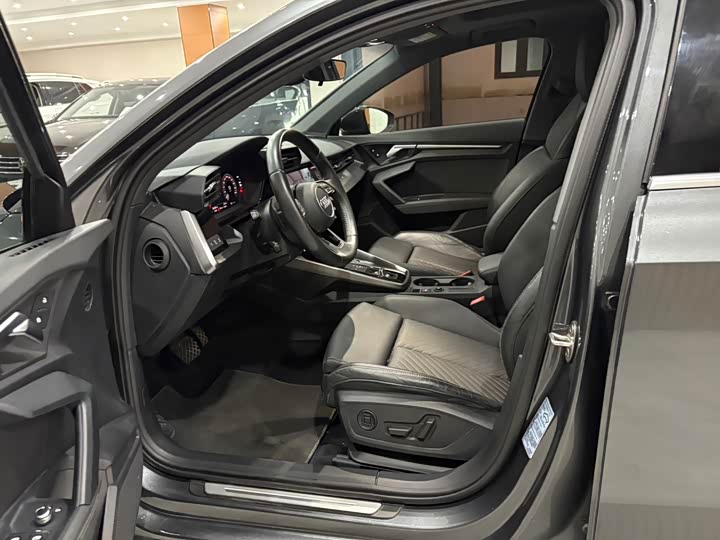 Фото 8 - Audi A3