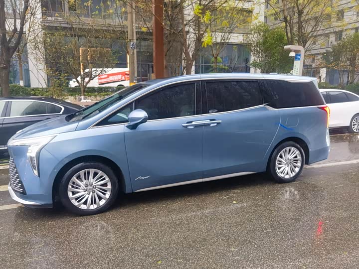 Фото 3 - Buick GL8 Century