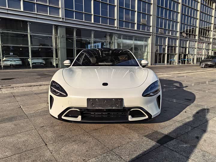 Фото 2 - Xiaomi SU7