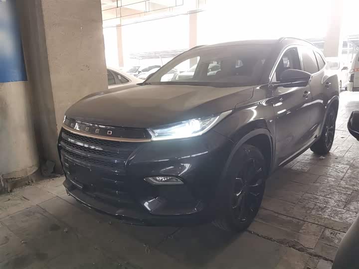 Фото 1 - Exeed TX