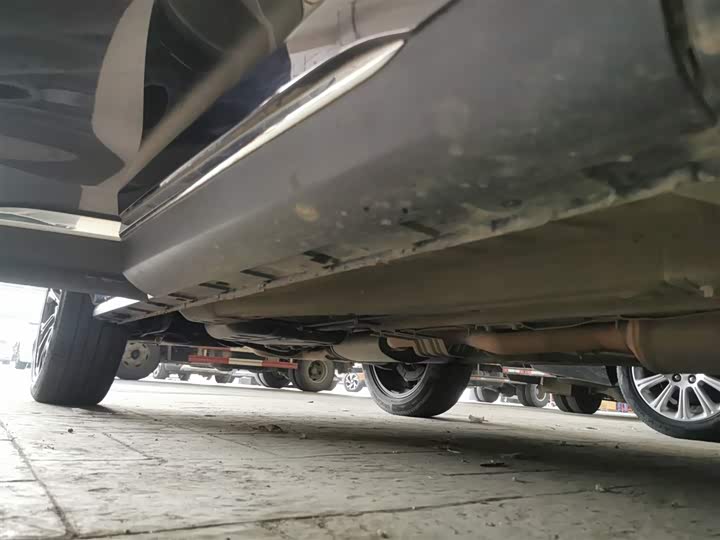 Фото 21 - Exeed TX