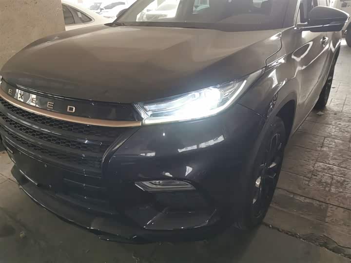 Фото 24 - Exeed TX