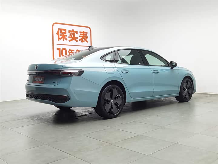 Фото 2 - Volkswagen Passat