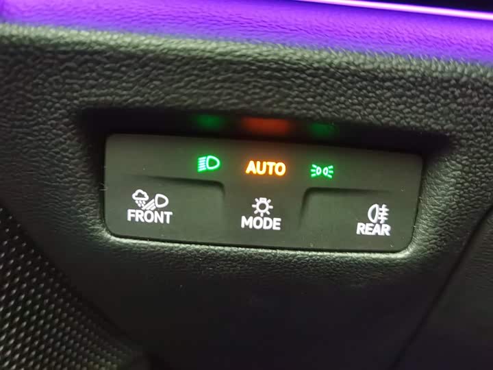 Фото 21 - Volkswagen Passat