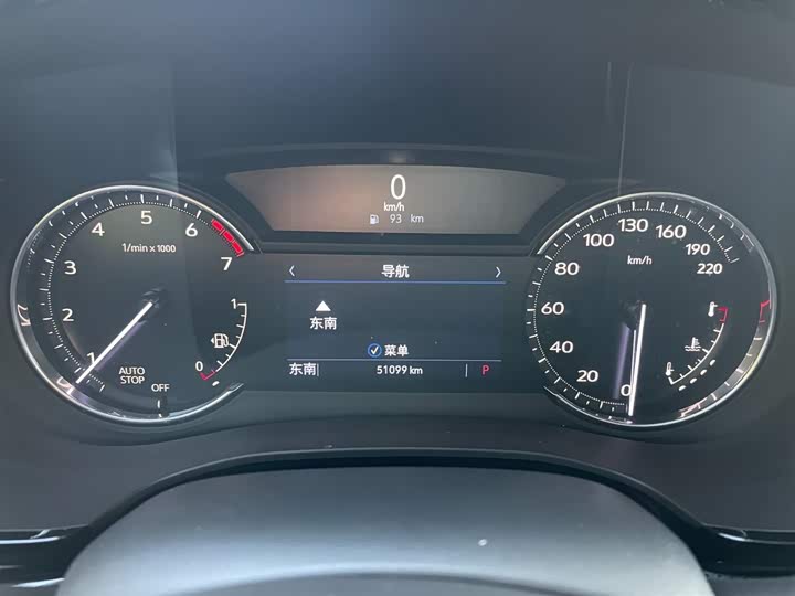 Фото 12 - Cadillac XT5