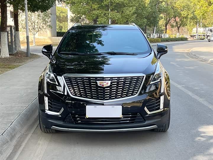 Фото 3 - Cadillac XT5