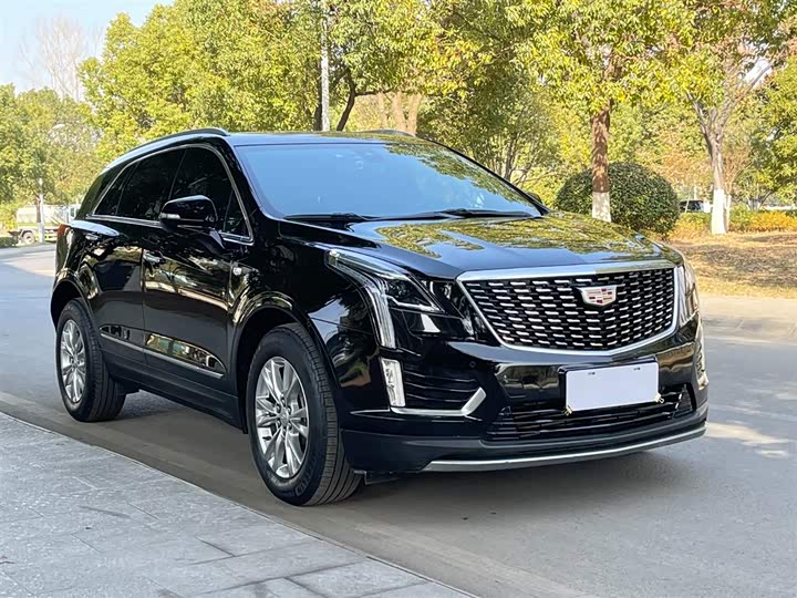 Фото 4 - Cadillac XT5